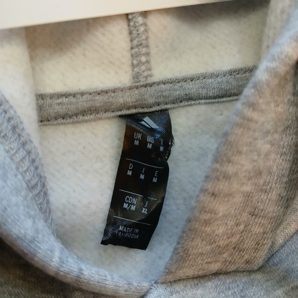 Adidas Hoodie Womens Medium Grey Digging Co. Volleyball Graphic Sweatshirt - Picture 6 of 10